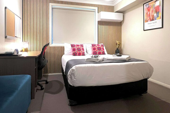 Room 22 of 104