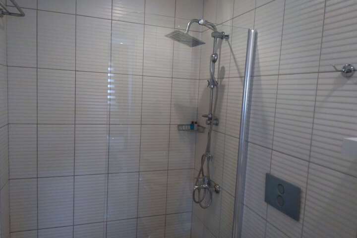 Room 62 of 123