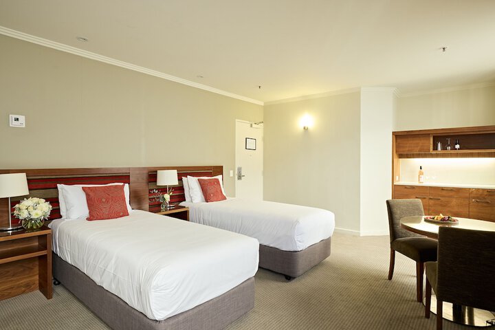 Room 18 of 74