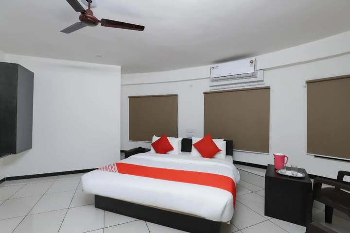 Room 3 of 5