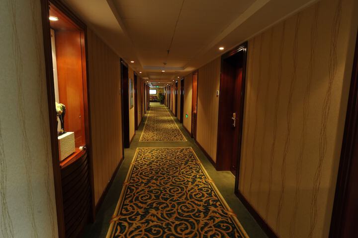 Ballroom/Hall 30 of 51