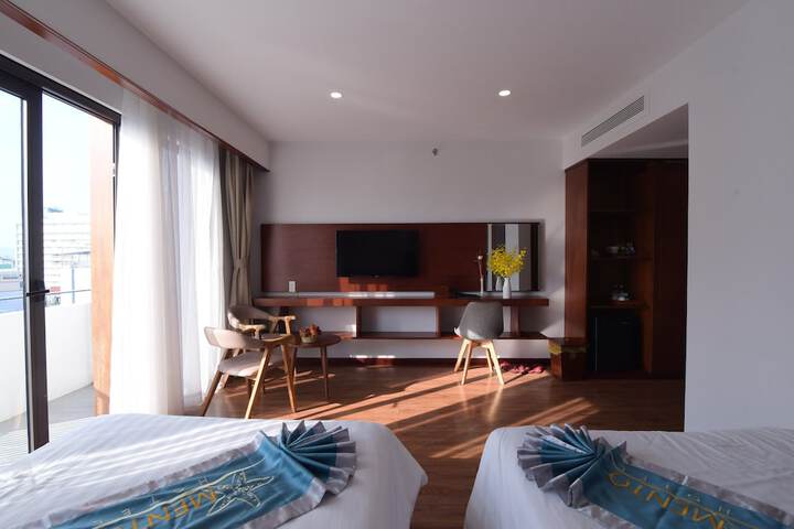 Room 20 of 39