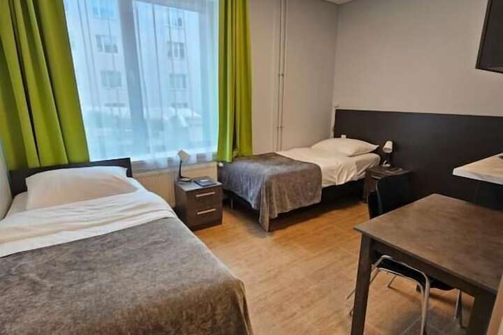 Room 14 of 27