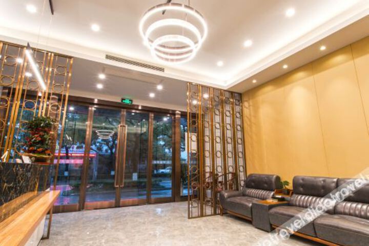 Hotel Interior 27 of 47