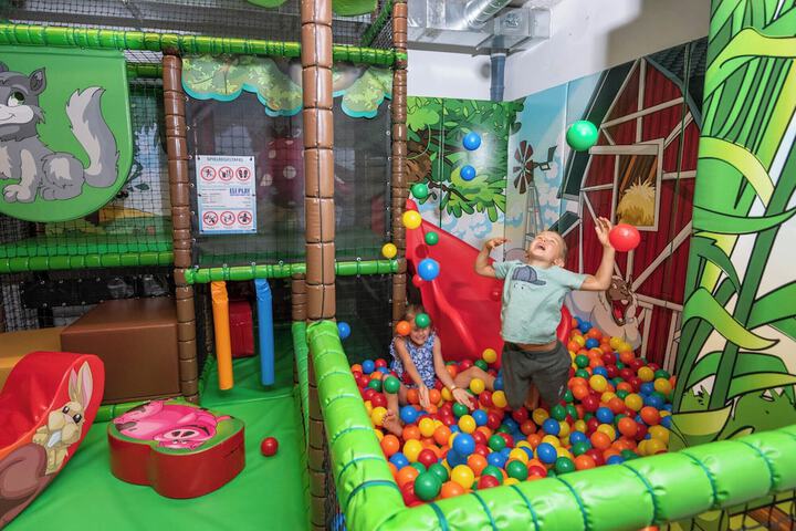 Childrens Activities 25 of 41