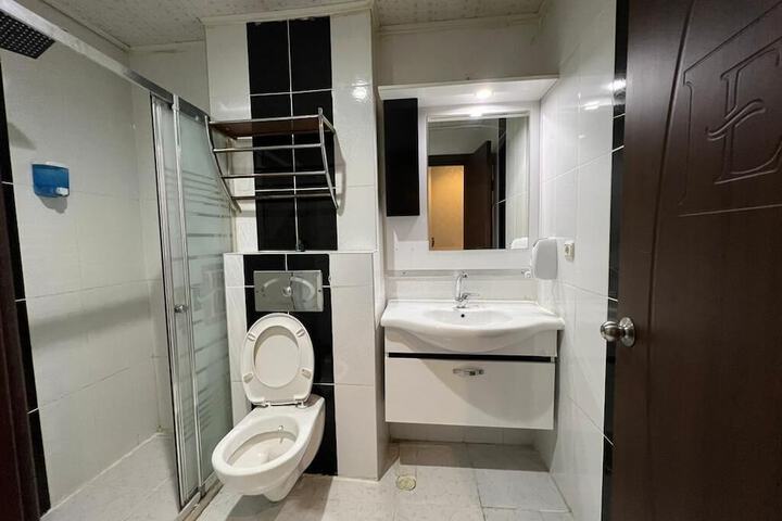 Room 45 of 65