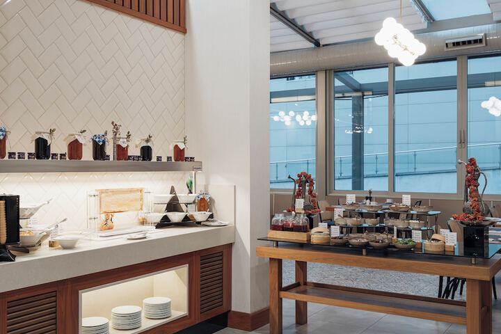 Breakfast/Coffee Service 44 of 57