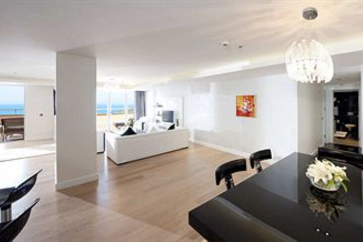 Room 29 of 48