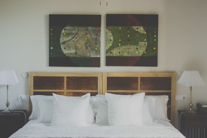 Room 15 of 98