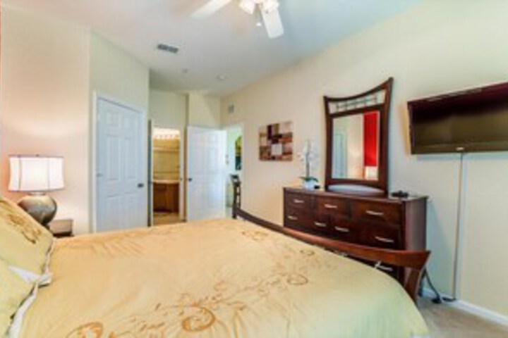 Room 38 of 43
