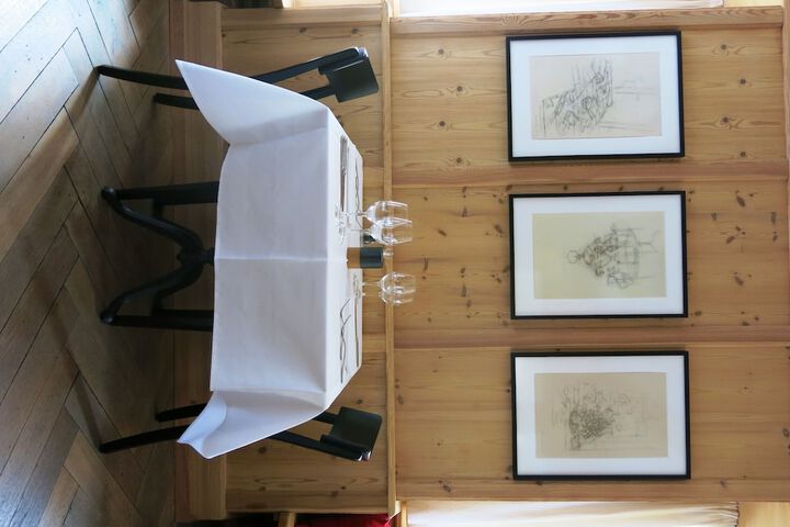 Dining 49 of 77