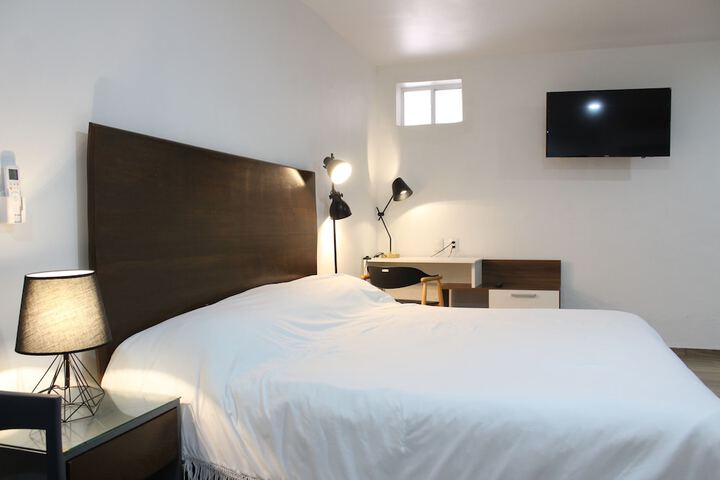 Room 30 of 146