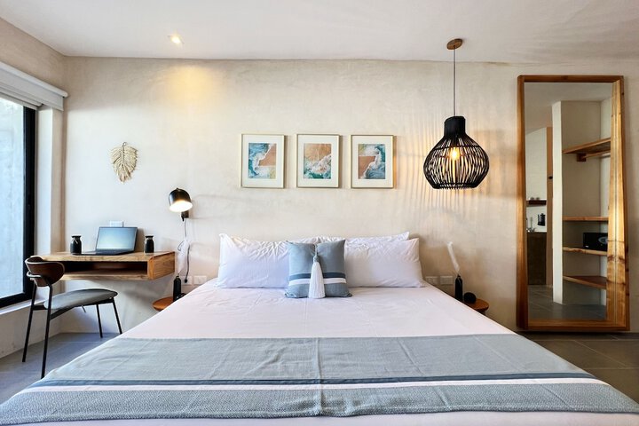 Room 21 of 57