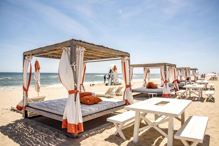 Beach bar