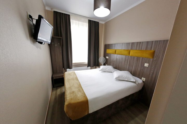 Room 13 of 67