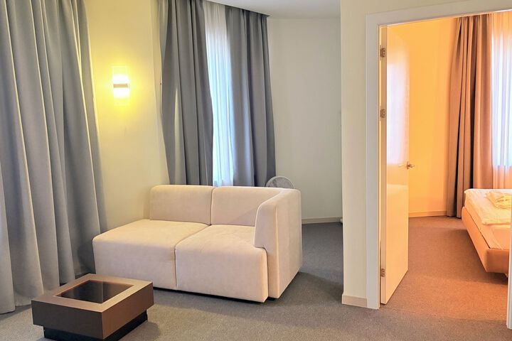 Room 29 of 30