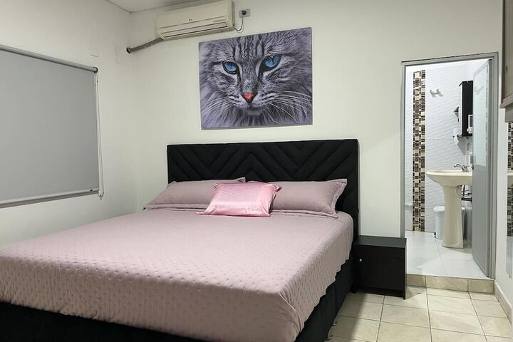 Room 15 of 36