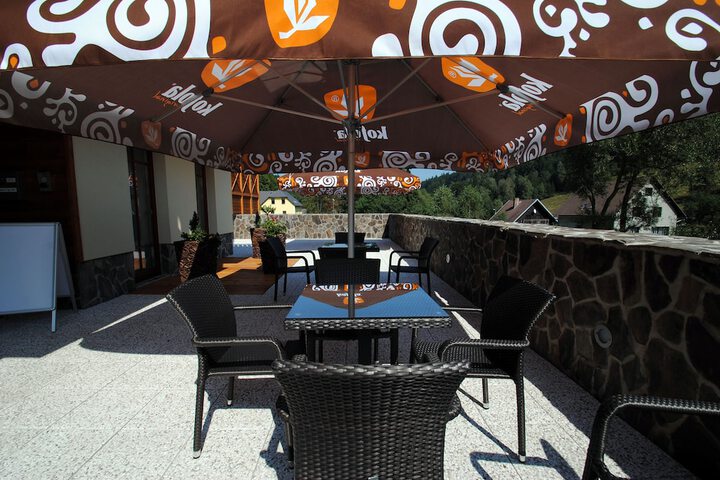 Dining 77 of 116