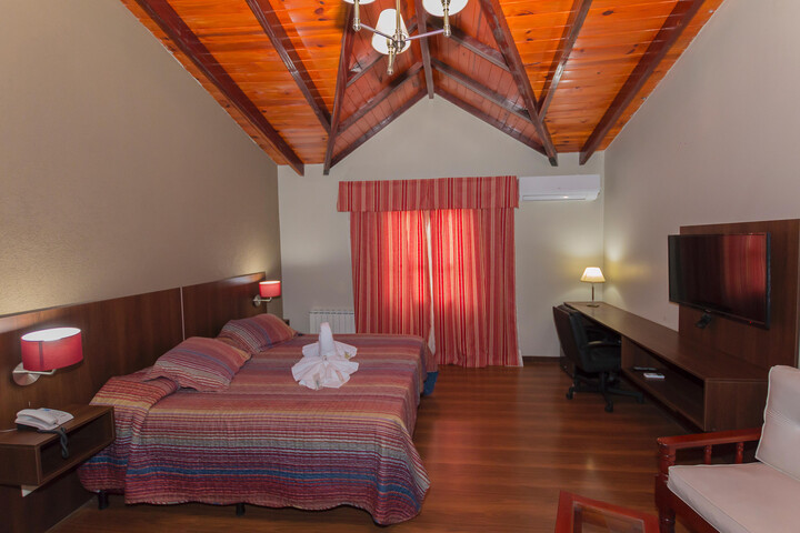 Suite 50 of 78