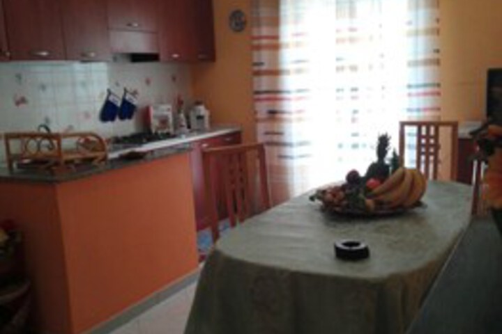 Room 13 of 16
