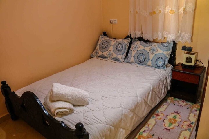 Room 5 of 10