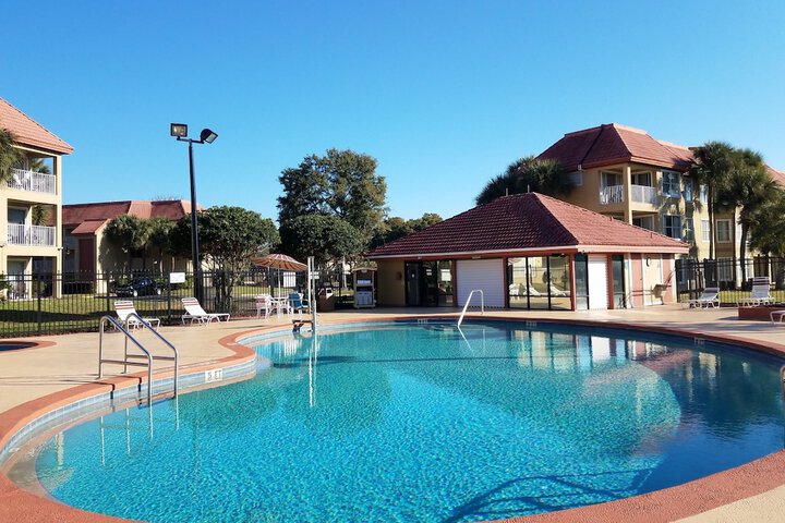 Pool 45 of 78