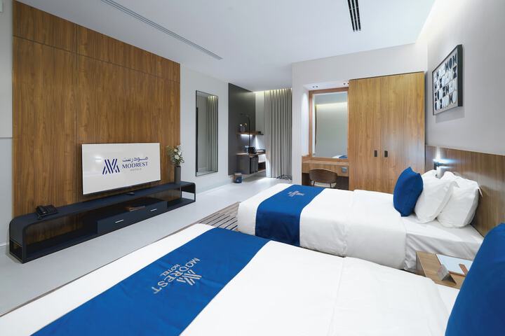Room 7 of 23