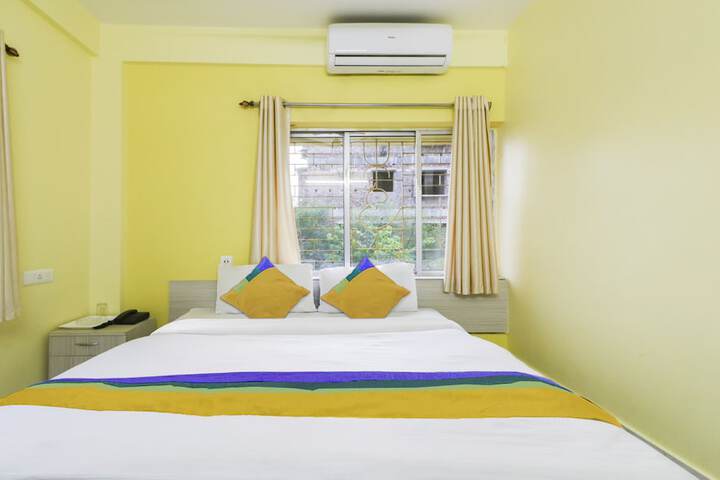 Room 5 of 15