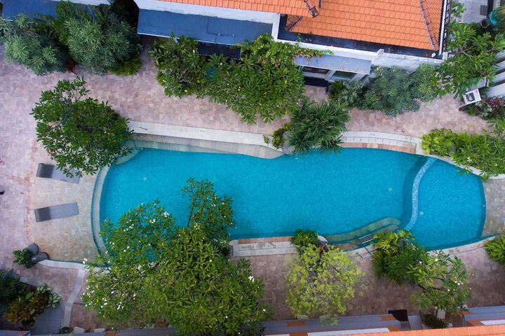 Pool 72 of 95