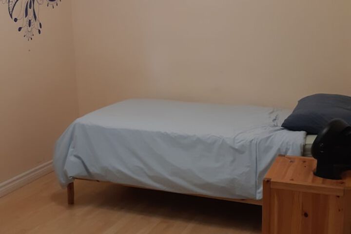 Room 9 of 45