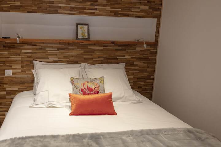 Room 3 of 41