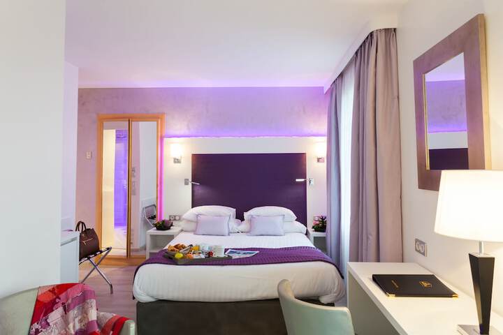 Room 14 of 84