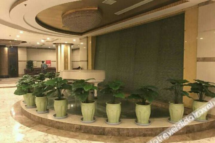 Hotel Interior 9 of 15