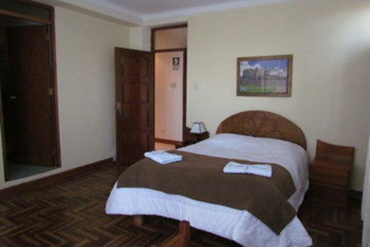 Room 12 of 34
