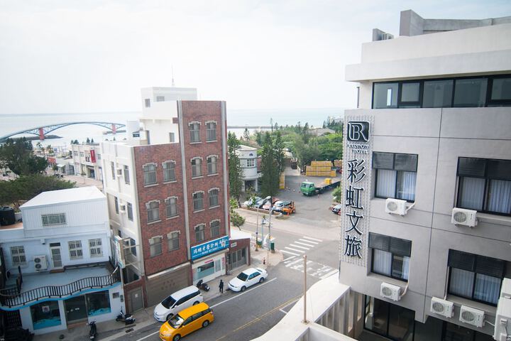 Hotel View 176 of 177