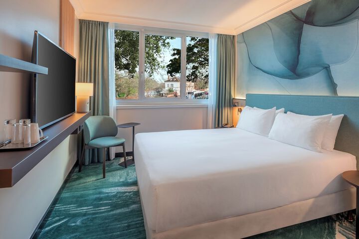Room 21 of 80