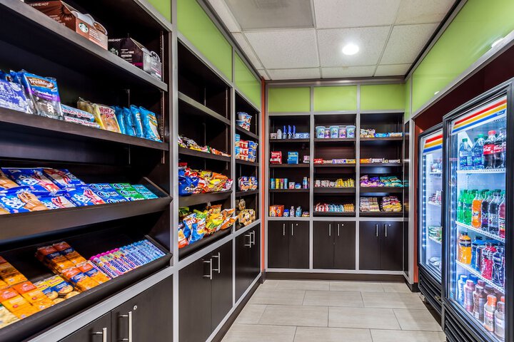 Snack bar
