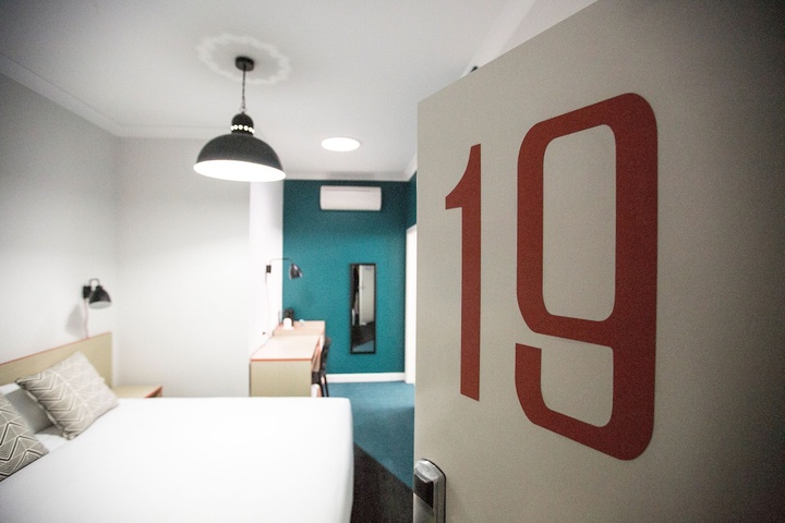 Room 11 of 43