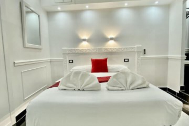 Room 21 of 82