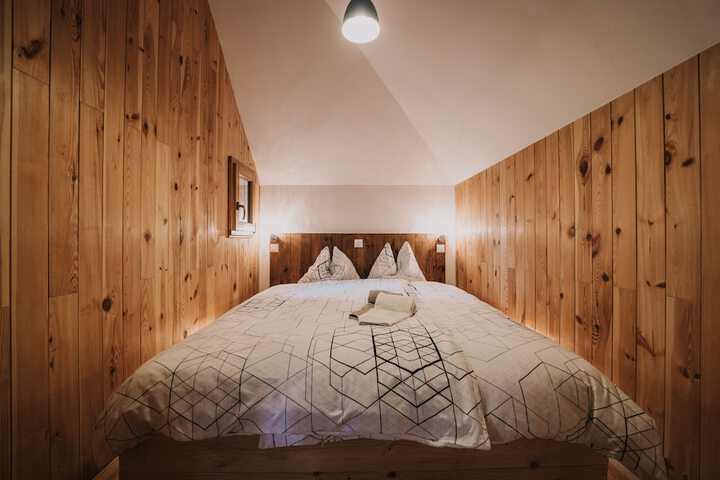 Room 11 of 71