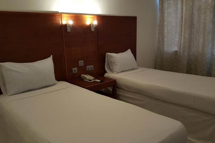 Room 19 of 47