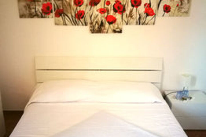 Room 45 of 98