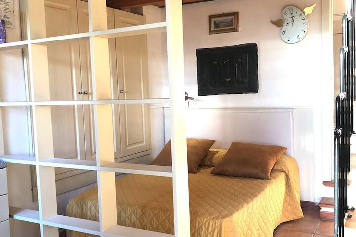 Room 16 of 81