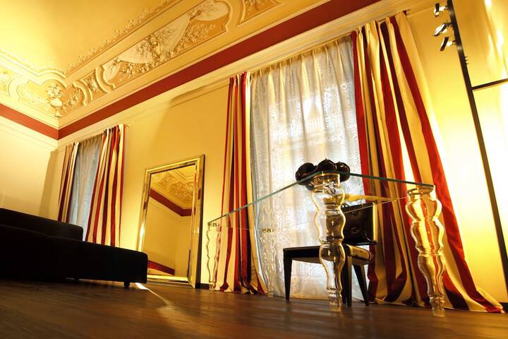 Room 12 of 67