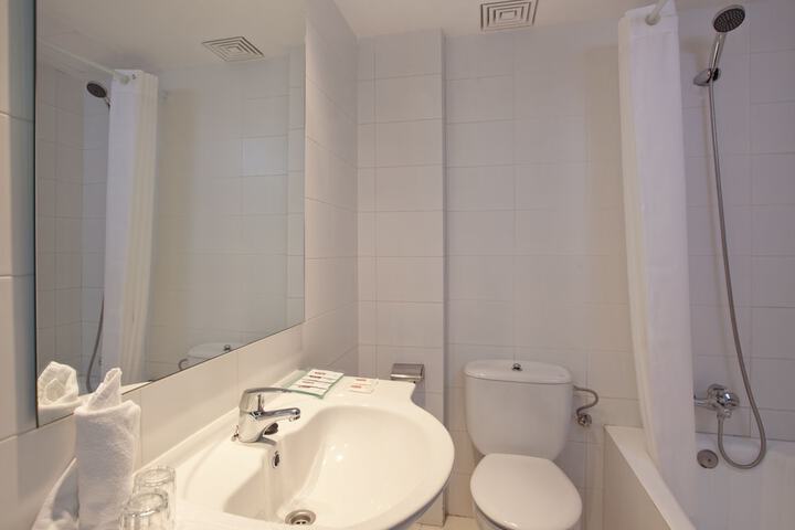 Clean Restrooms