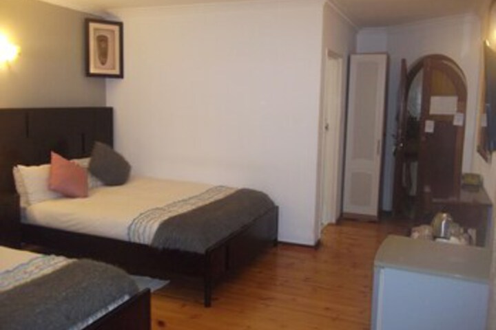 Room 12 of 17