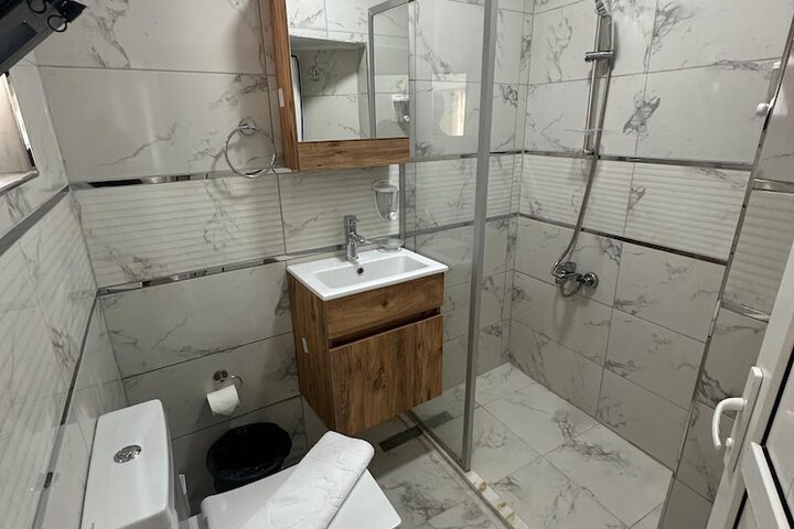Room 35 of 105