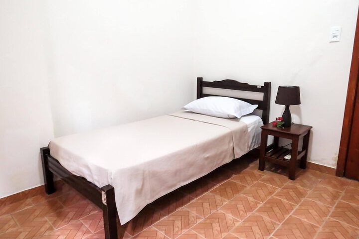 Room 53 of 143