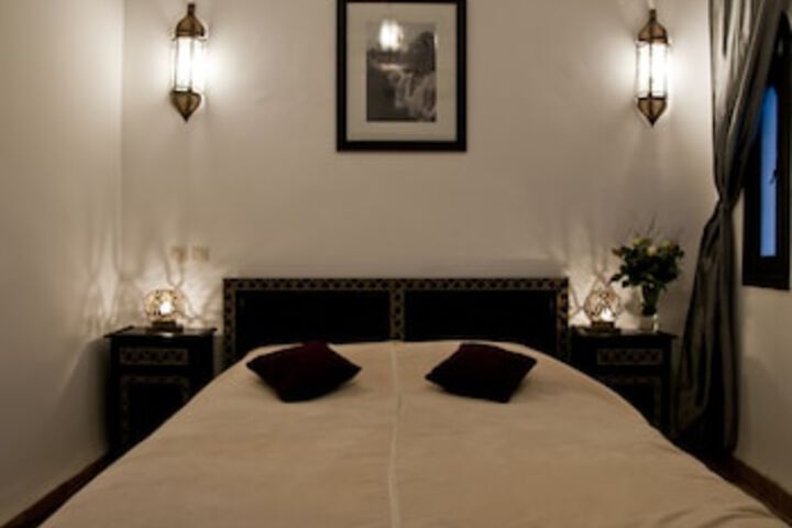 Room 10 of 435