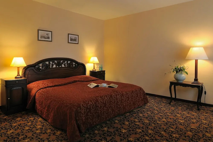 guest_rooms